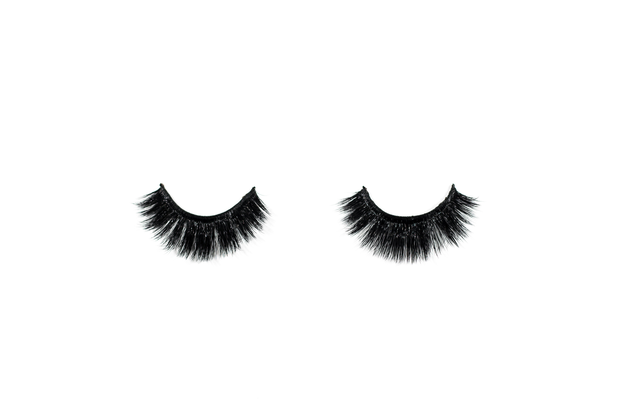 THE AMORE LASH
